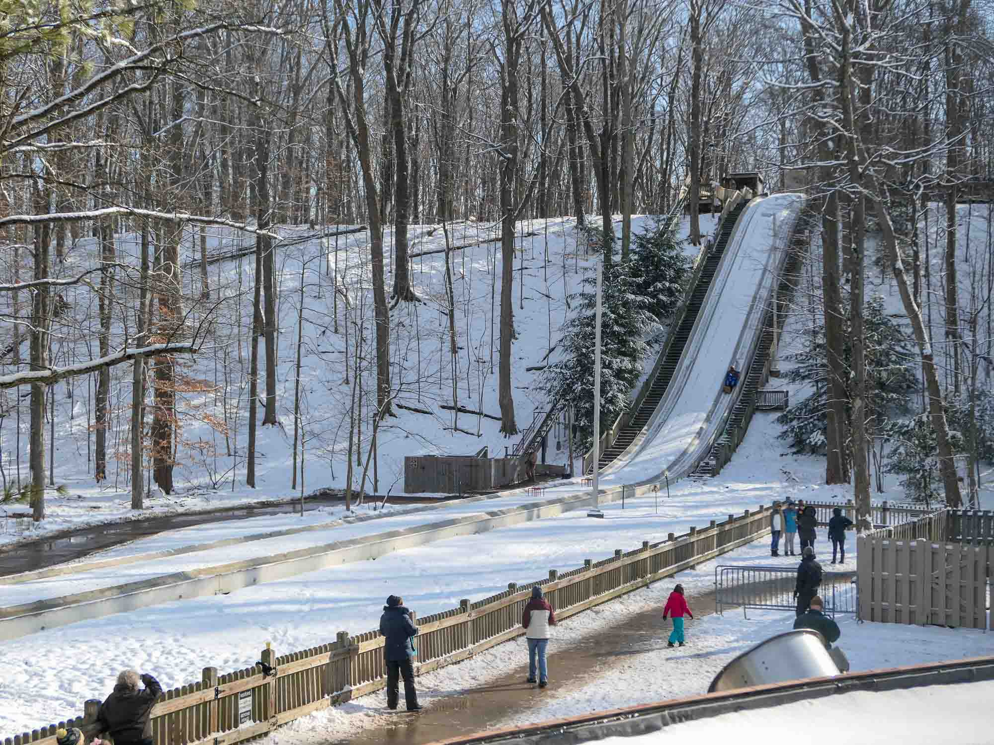 You are currently viewing Winter Adventure at the Cleveland Metroparks Toboggan Chutes