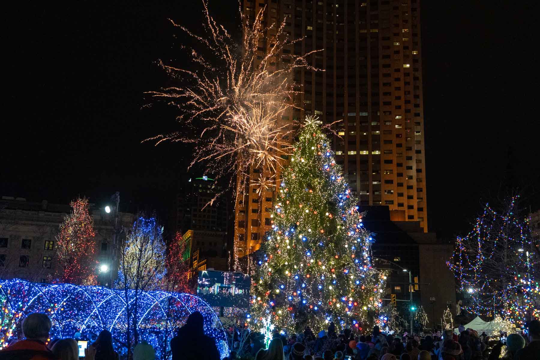 Read more about the article Cleveland WinterLand 2023: How to Enjoy the City’s Holiday Kickoff Event