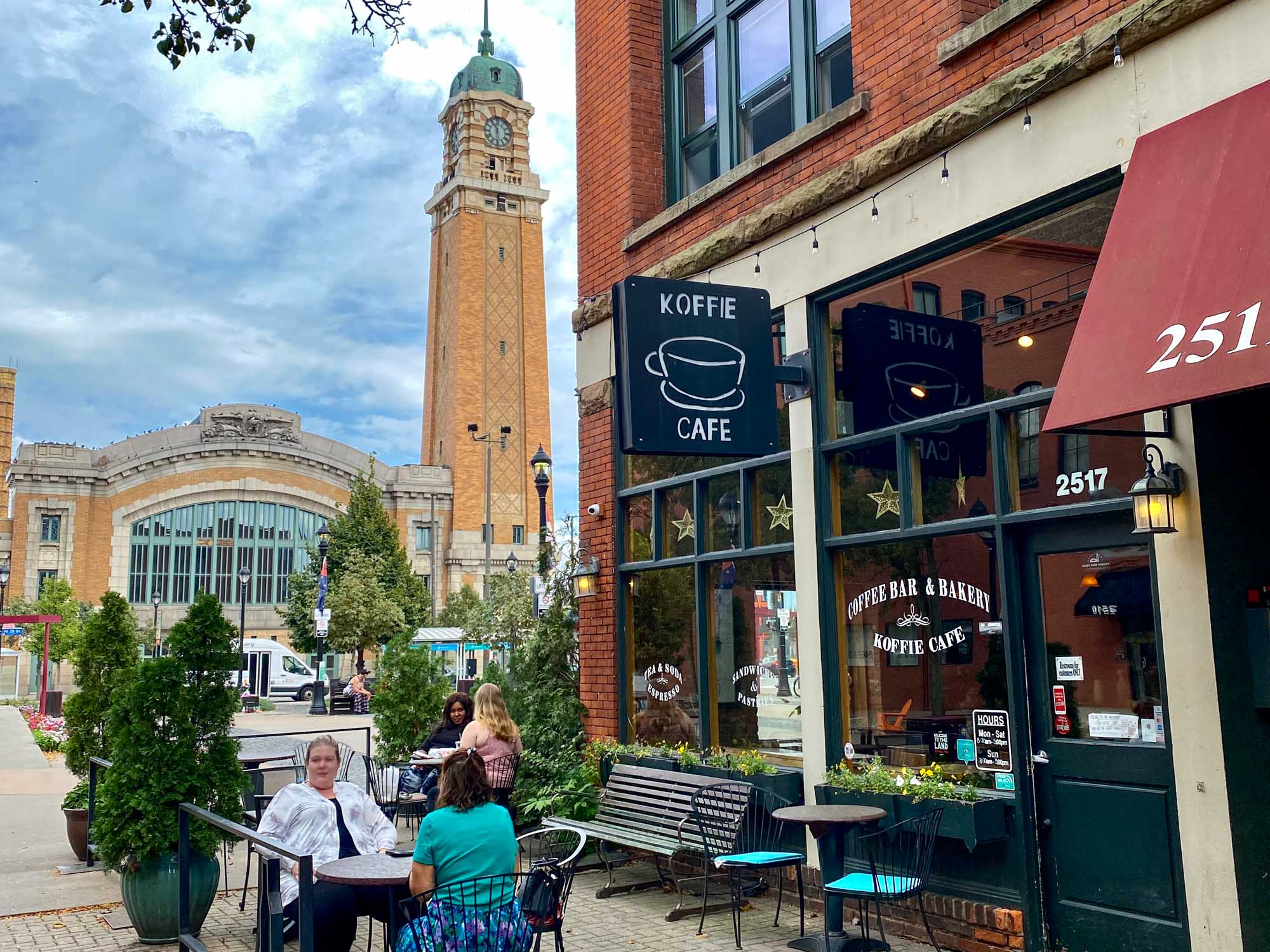 You are currently viewing The Best Things to Do in Ohio City: See, Do, Eat & More!