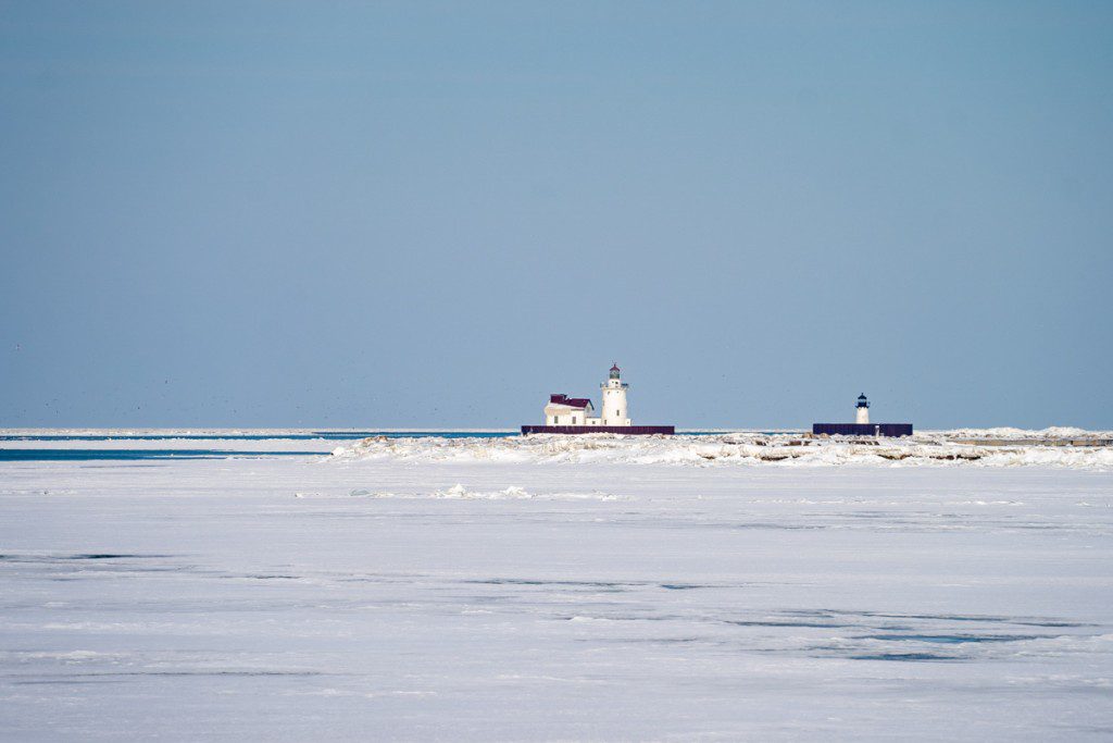 Cleveland Harbor West Pierhead Lighthouse in winter