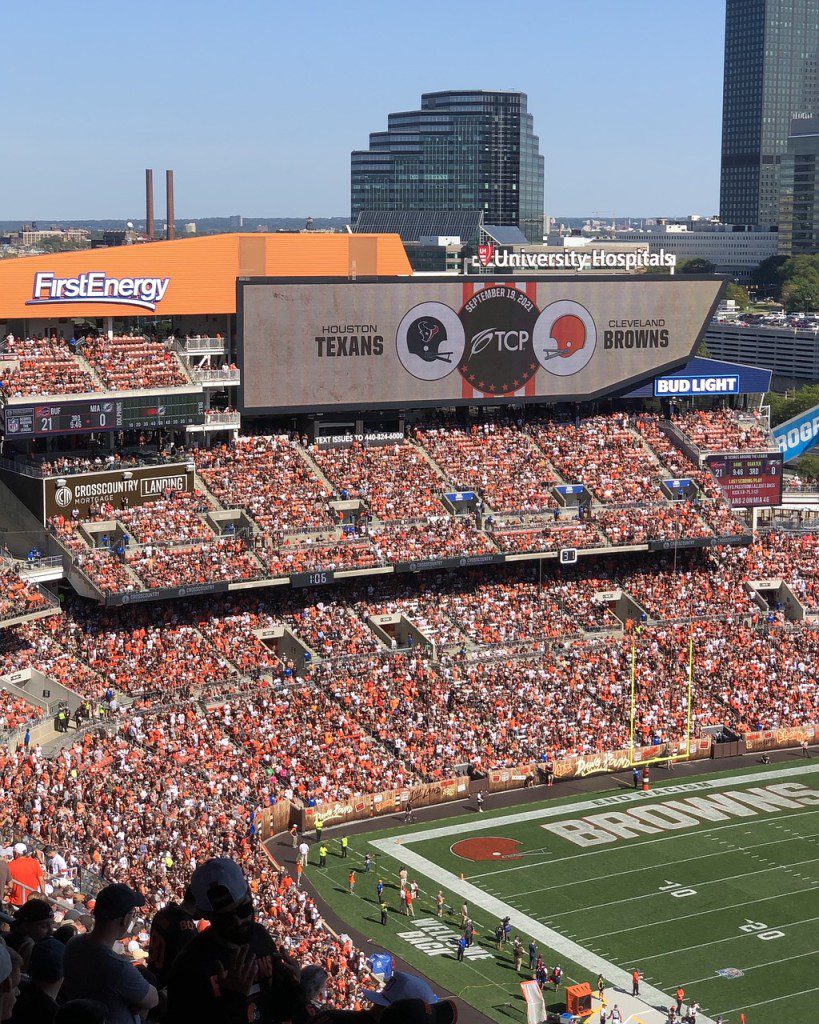 Cleveland Browns Stadium full of fans on game day